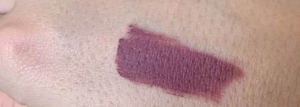 Прохладный оттенок сирени с лиловый нотой Smashbox Always on liquid lipstick в оттенке Spoiler Alert