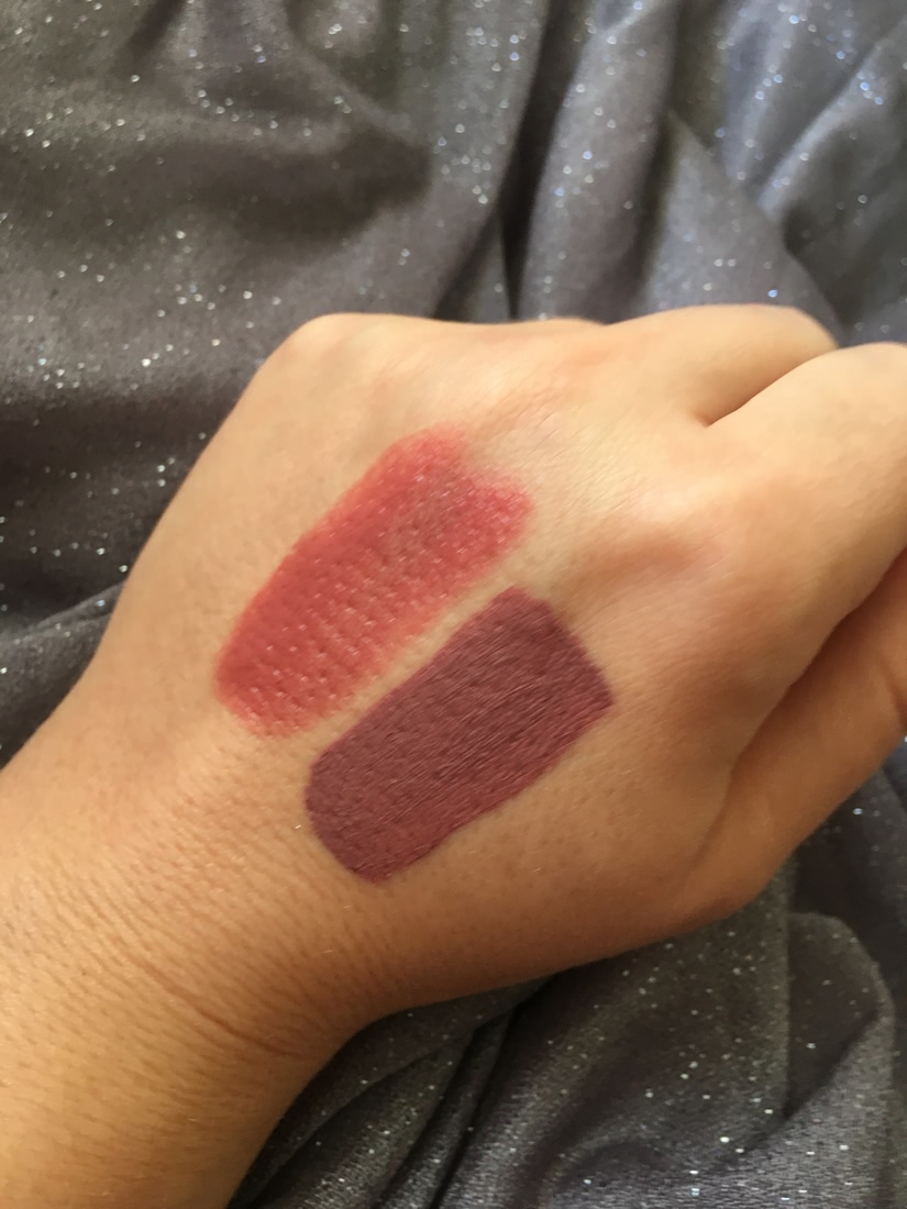 Wet n Wild Liquid Matte lipstick Revel Rose (справа).Wet n Wild Balm Stain Moisturizing lip color ﻿Rico Mauve (слева).