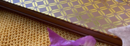 Тетя Зоя в осеннем платье Zoeva Caramel Melange Eyeshadow Palette