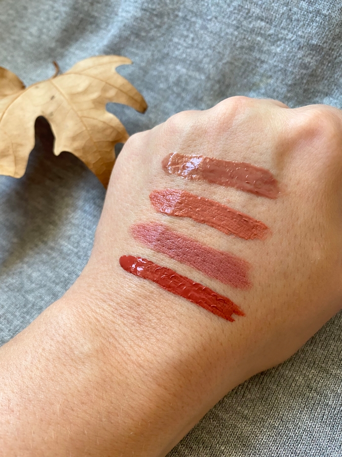 Свотчи слева направо: Maybelline super stay ink, Elena864, Maybelline vivid matte liquid lipstick, Nyx butter gloss.