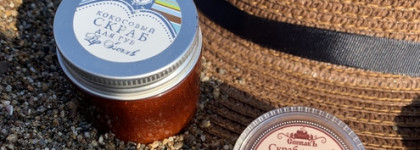 2 скраба для губ от «советских» производителей: Спивакъ - «Шоколад», Крымская мануфактура - «Кокосовый»