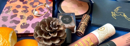 Косметичка декабря и праздник к нам приходит