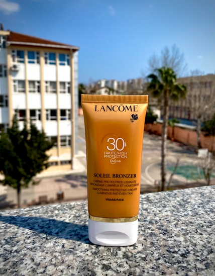 Lancôme soleil bronzer high protection - хороший солнцезащитный крем для любителей люкса