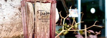 Lancome Tresor Midnight Rose EDP нота красных и жёлтых цветов