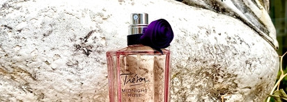 Lancome Tresor Midnight Rose EDP нота красных и жёлтых цветов