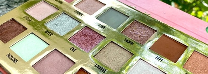 Косметичка мая-июня: весна, арт-терапия, мастер классы и мои первые картины