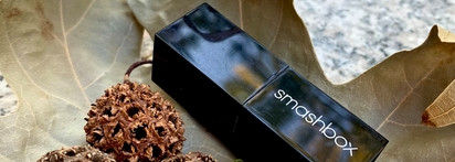 Любимая кремовая помада Be legendary от Smashbox в оттенке Primrose