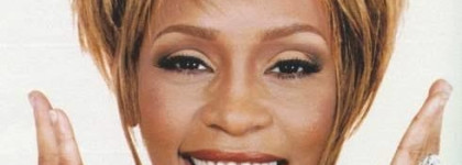 Мас + Whitney Houston выпускают коллаборацию: тени, помады, блески, румяна и хайлайтер
