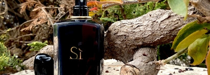 Giorgio Armani Si Intense EDP - Чёрный из семейства Si для расслабления и отдыха