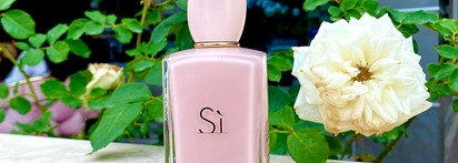 Самый невестоШный аромат из линейки Си от Giorgio Armani Si Fiori EDP
