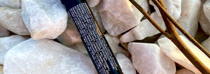 Golden Rose Matte Lipstick Crayon - легендарный продукт марки, оттенок пыльной розы номер 11