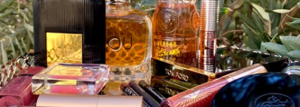 Большая осенняя косметичка: парфюмерия, много макияжей, декоративка