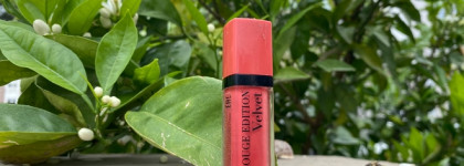 Bourjois Rouge Edition Velvet Lipstick – легендарная губная помада в летнем оттенке 04 Peach club
