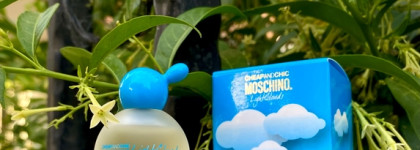 Moschino light clouds EDP - нежный, девичий аромат студенчества