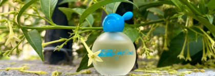 Moschino light clouds EDP - нежный, девичий аромат студенчества