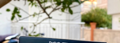 Какая гадость эта ваша заливная рыба от MAC Dazzleglass в оттенке Money Honey блеск для губ