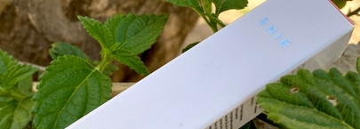 Shik Lip Care Gloss 05 tropical intense - Шикарный блеск в летнем оттенке