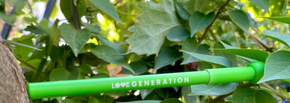 Love Generation Bunny Color Gel Eye Pencil – матовый карандаш для глаз в оттенке лайма