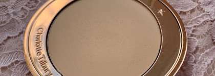 Charlotte Tilbury Airbrush Flawless 02 в своих лучших традициях