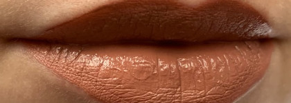 Huda Beauty Demi Matte (Day Slayer). Классика, где ее и не ждали