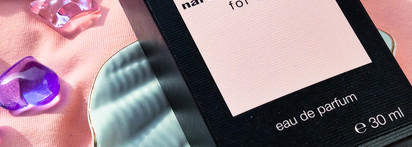 Аромат-путешественник Narciso Rodriguez For Her Musc Noir Eau de Parfum: почему слива и замша стали нашими спутниками за границей