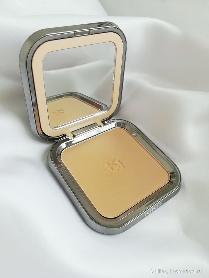 Kiko Weightless Perfection Wet and Dry Powder Foundation