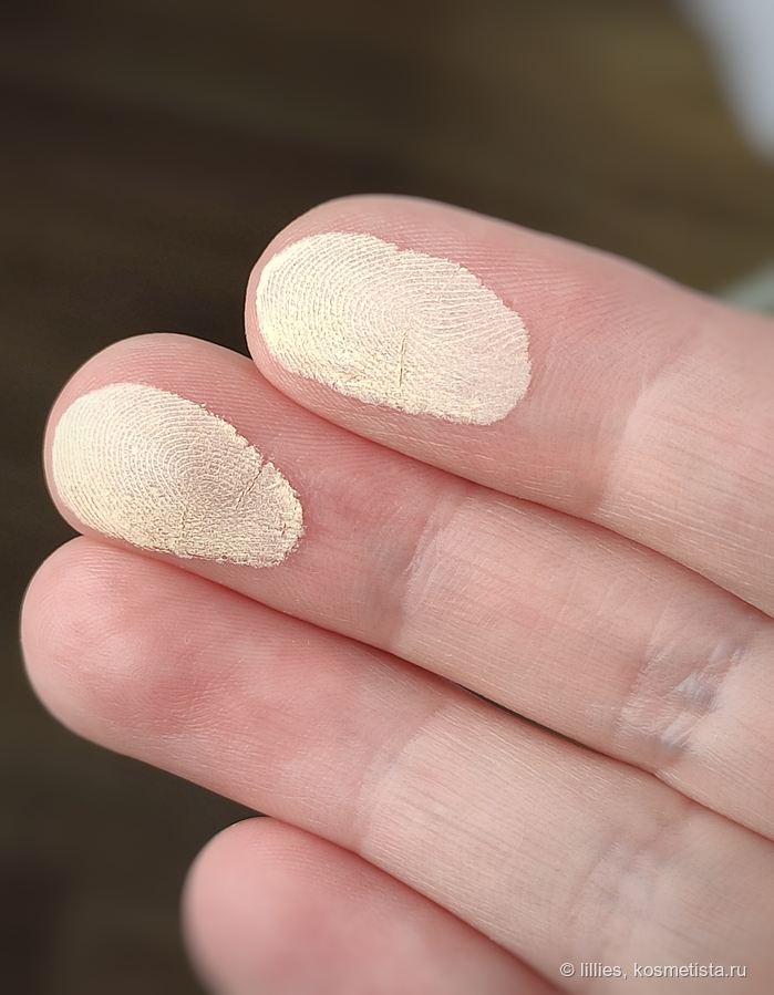 About Tone Blur Powder Pact оттенок 03 Natural