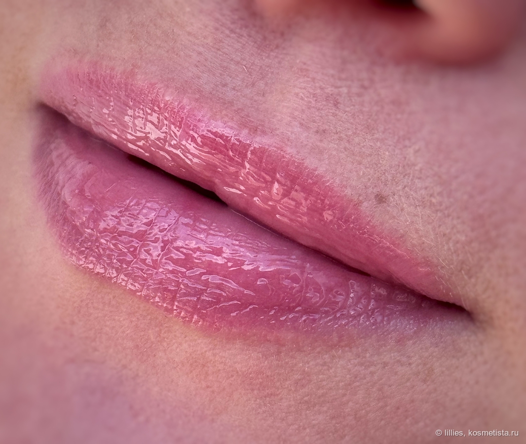 Essence The Super Peptide Glossy Lip Treatment в оттенке #04 Coralized