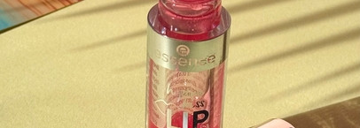 Солнцезащита моих губ этим летом - блески с SPF от Kiko Milano и Essence