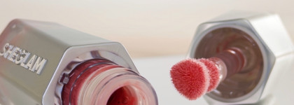 Новинка от Sheglam - стойкий блеск для губ Gloss Lock Air Gloss оттенок 617 Hard Candy