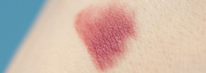 Нюды и не совсем: сравнительный пост о карандашах для губ