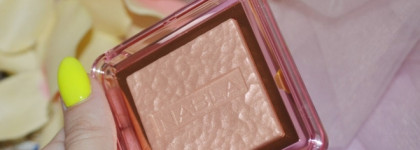 От любви до разочарования с хайлайтером Nabla Skin Glazing Highlighter в оттенке Privilege