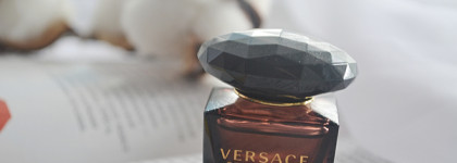 Воспоминания о бедном студенчестве вместе с Versace Crystal Noir. Эффект Пруста на максимум
