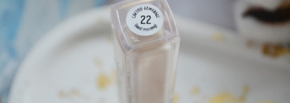 Крайне проходной консилер Estrade Good morning в оттенке 22