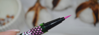 Лимитка Beauty Bomb UFO: подводка-фломастер с кистью 25 Frame Eyeliner в оттенке 01