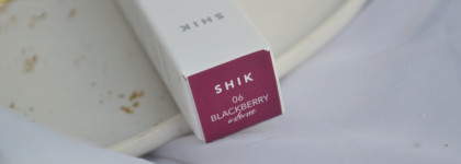 Блеск Shik Lip Care Gloss Intense в оттенке 06 Blackberry