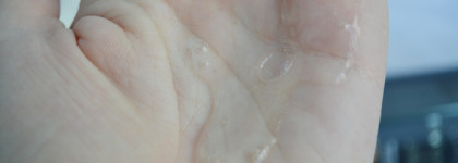 Ароматное очищение: увлажняющий гель для душа OK Beauty Essentials Black Pepper&Amber Moisturizing Shower Gel