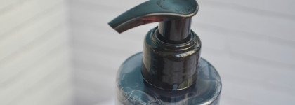 Ароматное очищение: увлажняющий гель для душа OK Beauty Essentials Black Pepper&Amber Moisturizing Shower Gel