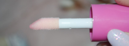 Яркость на максимум: Layla Cosmetics Блеск для губ It's Pink Tinta Labbra Gloss Cambla Colore + Scrub Labbra in Omaggio