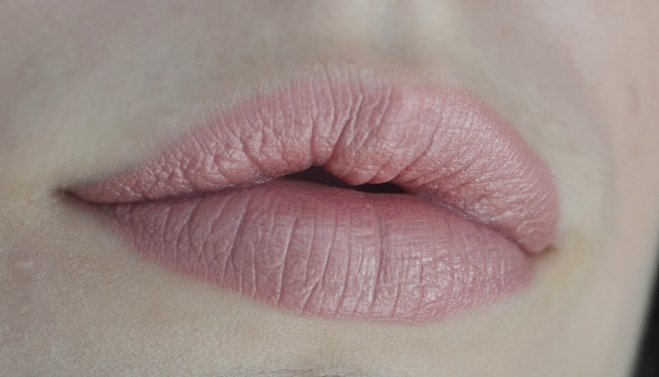 Новинка 2025: губная помада Stellary Nude Lips Long Lasting Lipstick в оттенках 10 и 11