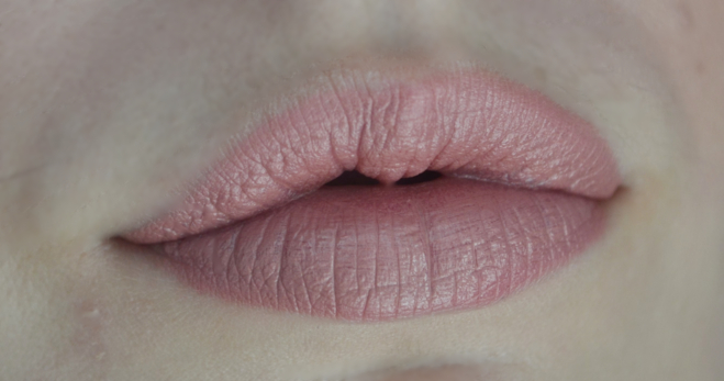 Новинка 2025: губная помада Stellary Nude Lips Long Lasting Lipstick в оттенках 10 и 11