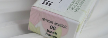 Разочаровывающая легенда: бальзам Clinique Almost lipstick в оттенке 06 "Black Honey"