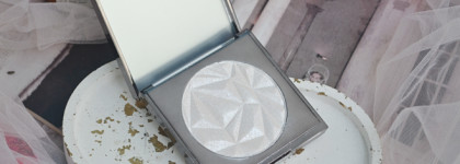 Роскошь за дёшево: хайлайтер Catrice Arctic Illusion Highlighter C01 Crystal Cold
