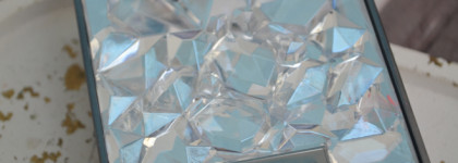 Роскошь за дёшево: хайлайтер Catrice Arctic Illusion Highlighter C01 Crystal Cold