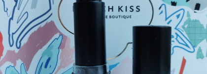 Ягодный мусс на губах с Catrice Ultimate Matt Lipstick в оттенке 100 Fairy Berry