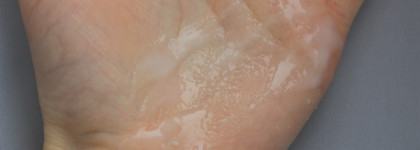 Пилинг-скатка от Limoni с экстрактом яблока и АНА кислотами