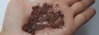 Сахарный скраб и масло для тела от Organic Zone с ароматом шоколада