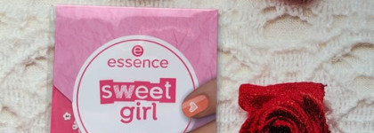 3 вида Essence nail stickers: Hey be happy, Sweet girl и Magic spell