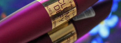 Так за что её так любят?Тушь для ресниц Max Factor False Lash Effect Clump Defy Volumising black