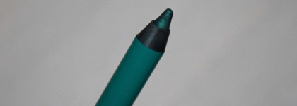 Красивых карандашей много не бывает. Contour clubbing waterproof от Bourjois в 50 (изумрудном) оттенке